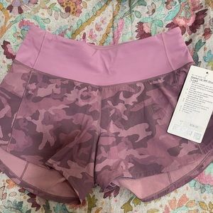 NWT Lululemon Speed Up MR Shorts 4” Long Incognito Pink Camo